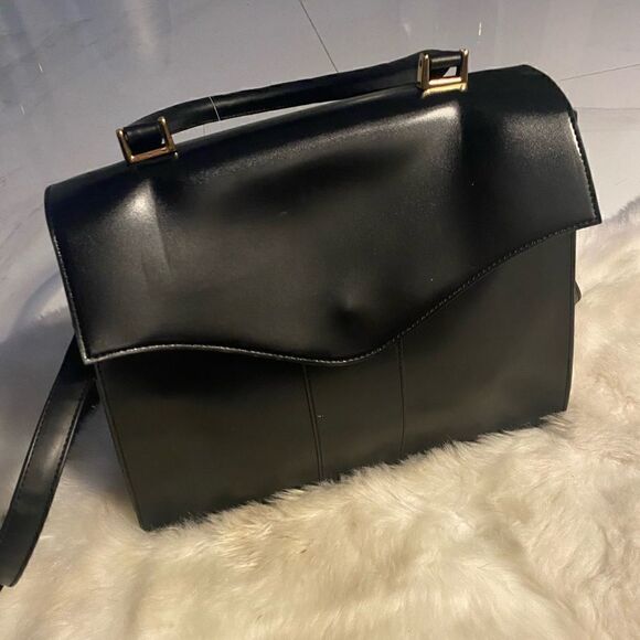 Boutique black faux leather bag has flaws #10 - Picture 1 of 9